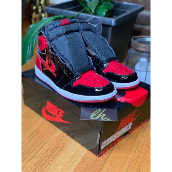 Size 10 Air Jordan 1 Retro High OG “Patent Bred” Athletic Basketball Sneakers 55 - Picture 5 of 6